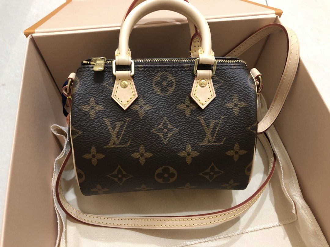 Customer photo review of 【ルイヴィトン】《 入手困難★ 》ナノスピーディ ショルダー