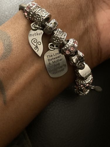 Customer photo review of Mother Daughter Eternal Love Bracelets