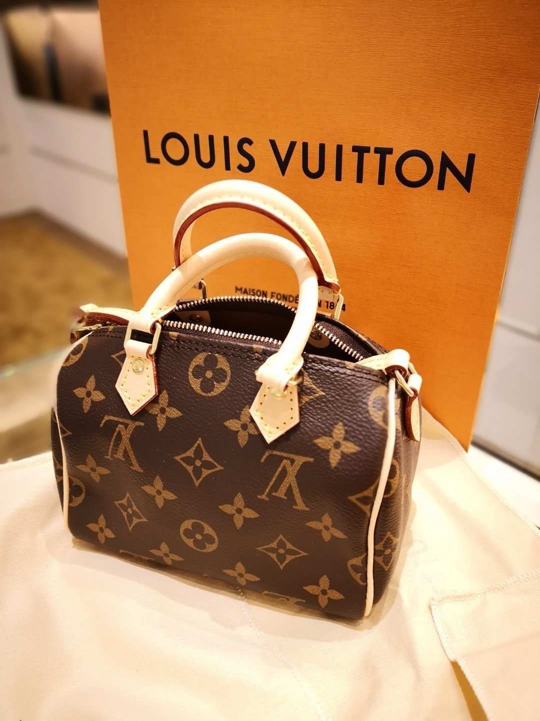 Customer photo review of 【ルイヴィトン】《 入手困難★ 》ナノスピーディ ショルダー
