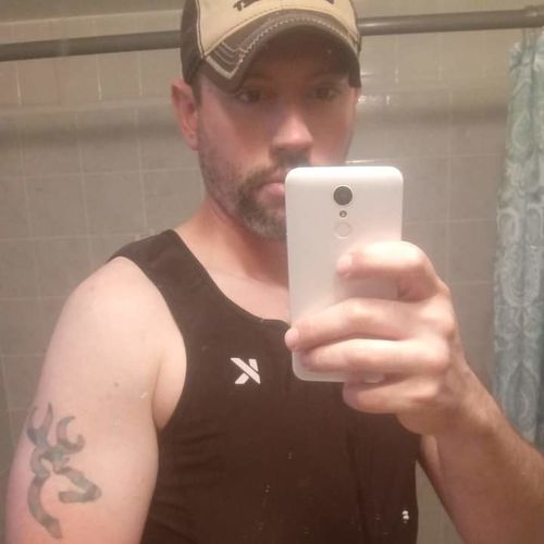 Customer photo review of Men's Zipper Heat Trapping Sweat Vest