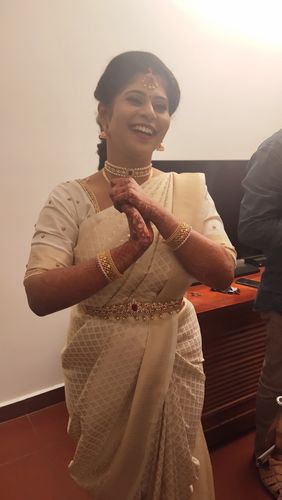 Customer photo review of Royal Princess Golden White Woven Kanjivaram Saree