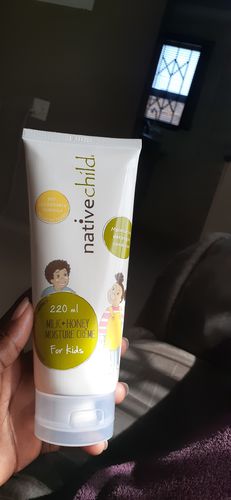 Customer photo review of Native Child Kids Milk & Honey Moisture Creme 250ml