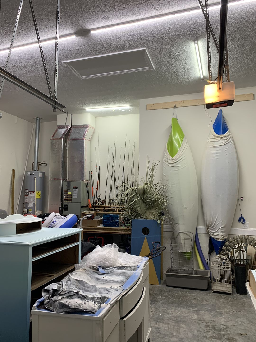 Customer photo review of T8 4ft V Shape LED Tube 30W Integrated 6500k Clear, 4 Foot LED Shop Lights, 4000 Lumens