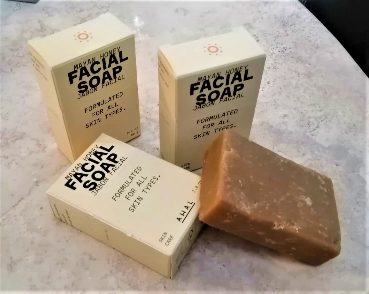 Customer photo review of Goat's Milk Facial Soap / Jabón Facial de Leche de Cabra