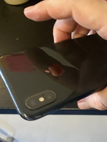 Robert M. review of Apple iPhone XS 64GB Space Grey Unlocked Refurbished Good image 1 out of 1