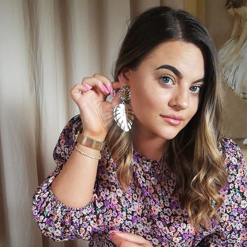 Customer photo review of Elaine Gold Palm Leaf Drop Earrings