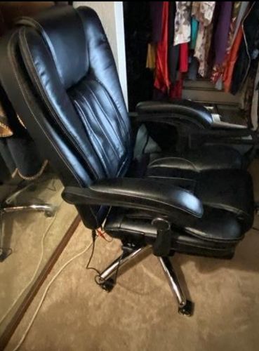Customer photo review of Massage Office Chair Ergonomic Computer Chair with kneading Massage and Vibration Massage, Lumbar Support