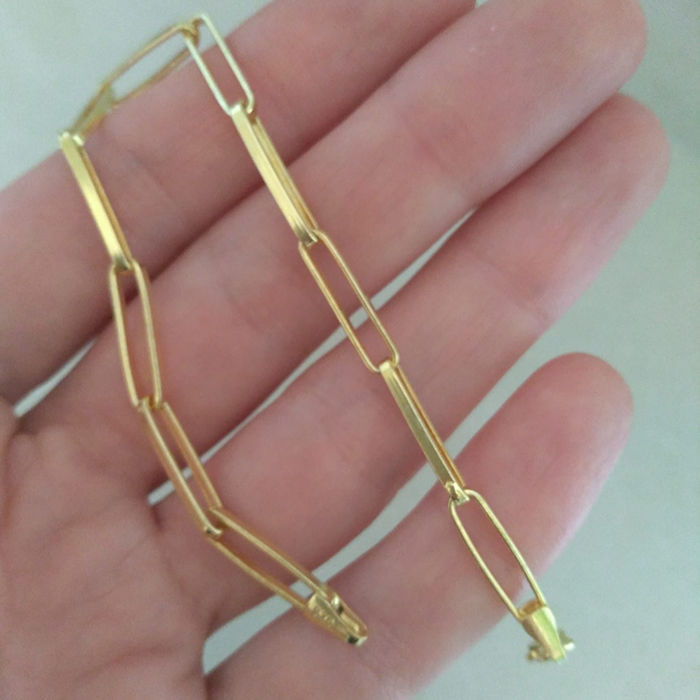 Customer photo review of Paperclip Chain Bracelet Gold Vermeil Wrist Accessory