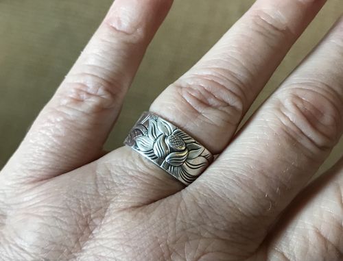 Customer photo review of Ring der Lotusblume