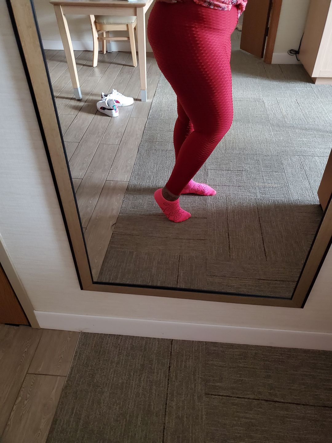 Customer photo review of Anti-Cellulite High Waisted Textured Leggings