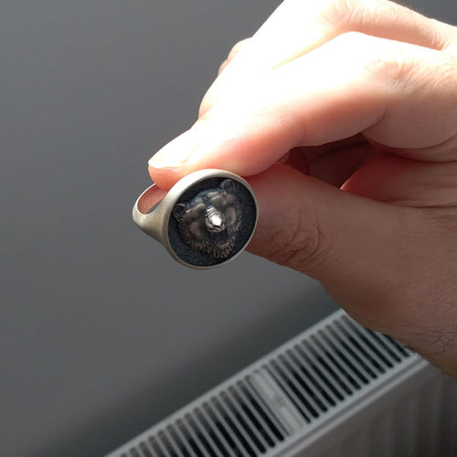 Customer photo review of Bear Head Handmade Signet Oxidized 925 Sterling Silver Mens Ring