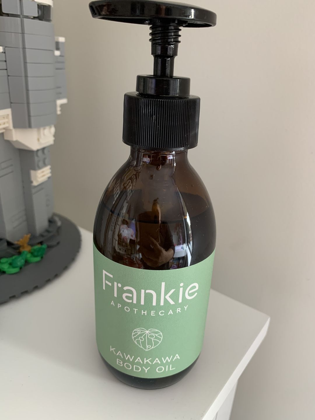 Customer photo review of Kawakawa Body Oil