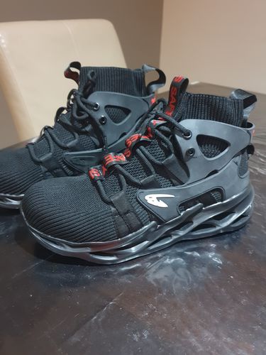 Customer photo review of SOLID Sneakers "Gorilla" Steel Toecap Reinforced Work Safety Shoes -Black-