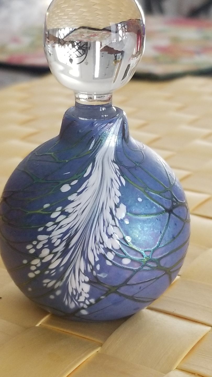 Customer photo review of Fancy Glass Keepsake Urns for Cremation Ash