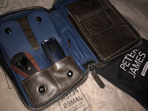 Customer photo review of Oceana Cigar Aficionado Case