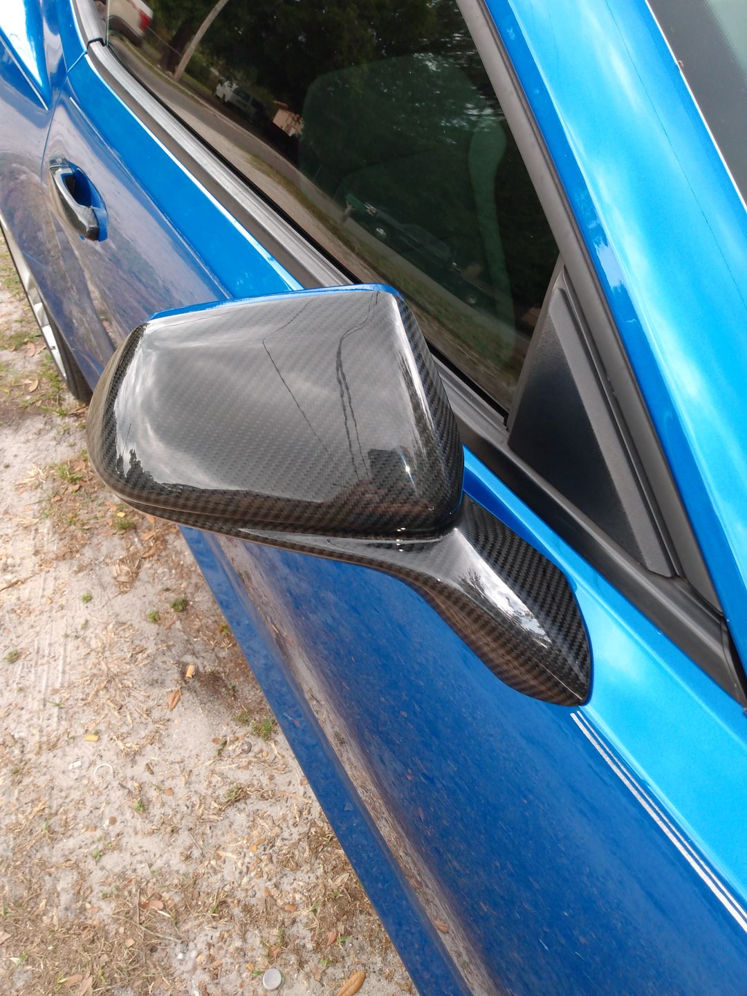 Customer photo review of [Set] Carbon Fiber Mirror Cover for Chevy Camaro 2016-2021