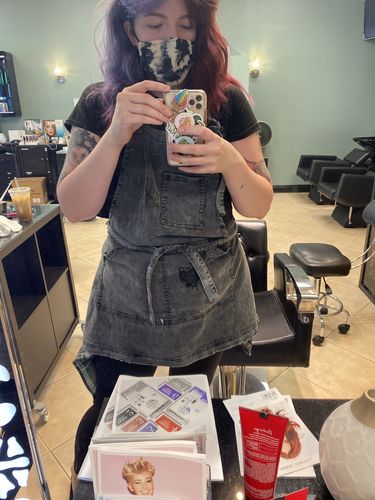 Customer photo review of Black Acid Washed Denim Apron (Pre Order)