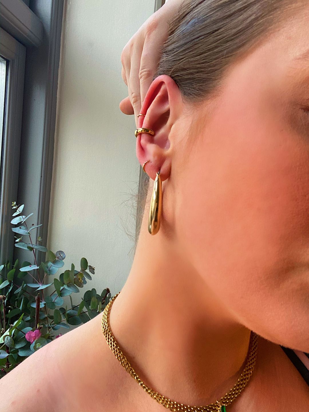 Customer photo review of Earring Cuff