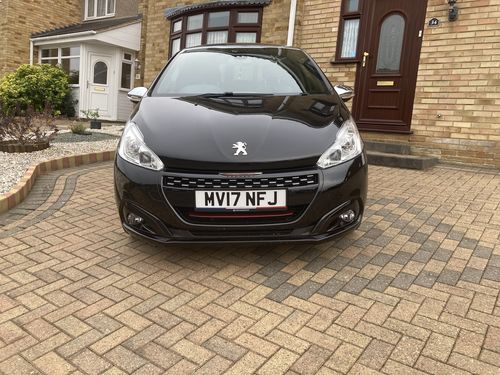Customer photo review of Peugeot 208 (2016+) Fog Light Armour