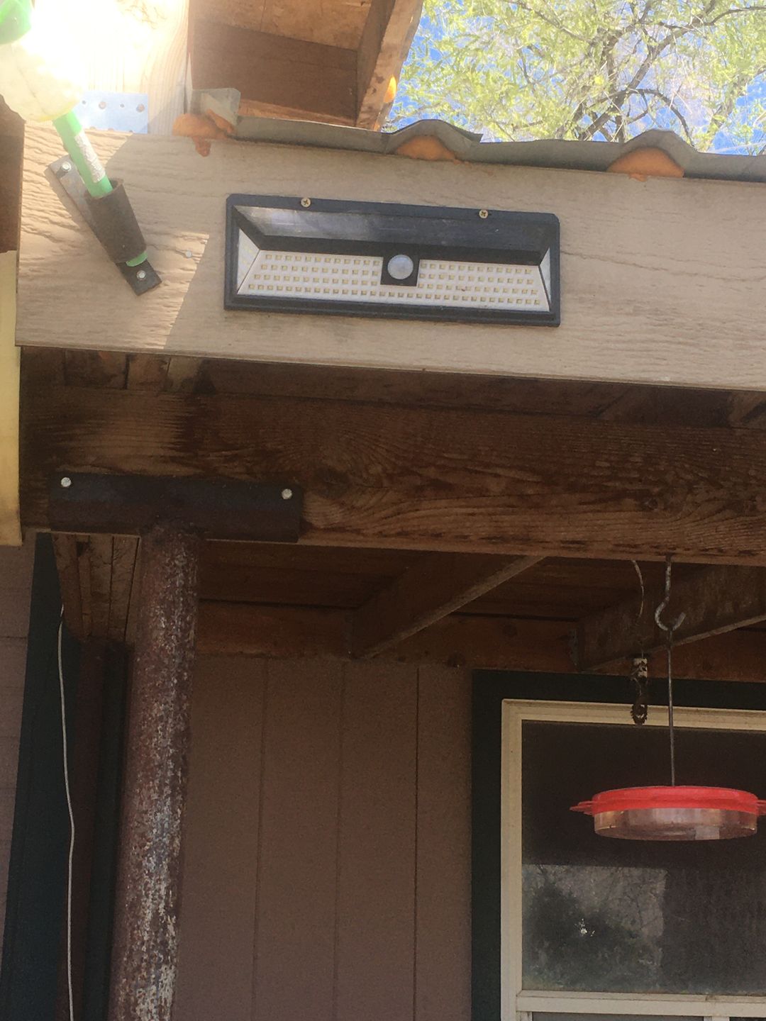 Customer photo review of 118 LED Solar Light 1000 Lumens