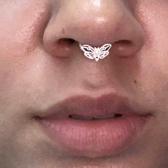 Customer photo review of 16G Death's Head Moth Captive Bead Ring