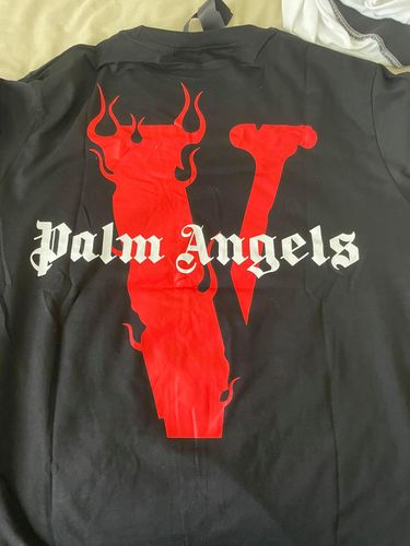 Customer photo review of VLONE x Palm Angels T-Shirts