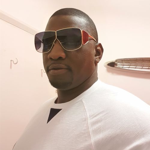 Customer photo review of Dragmire Sunglasses