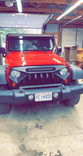 Customer photo review of Gladiator Grille w/ LED Off-Road Lights for 07-18 Jeep Wrangler JK