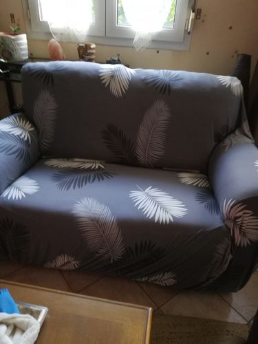 Customer photo review of Exotic Grey - Housses Extensibles de Fauteuil et Canapé - La Maison des Housses