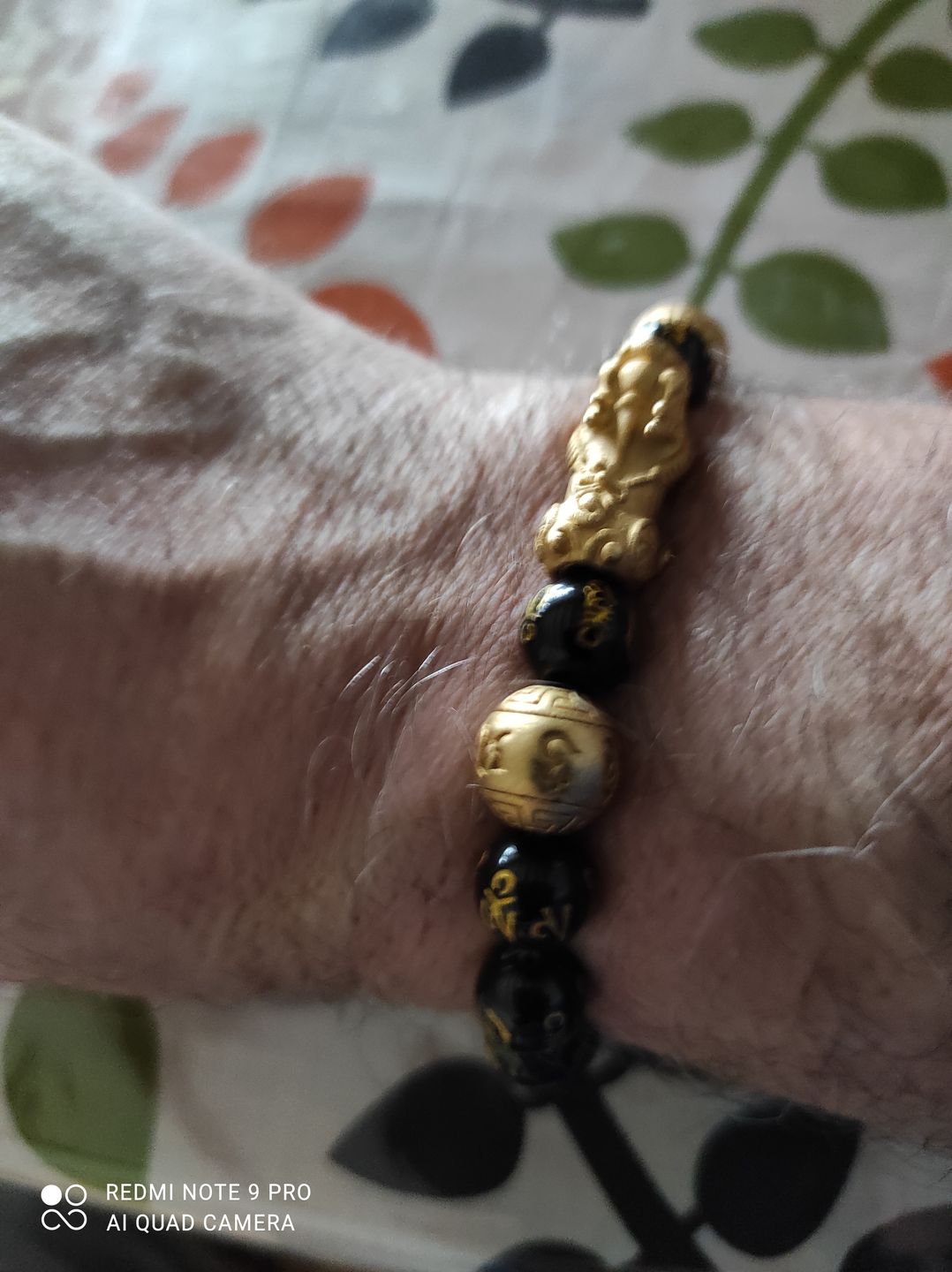 Customer photo review of Feng Shui Pixiu Schwarzes Obsidian Glücks Armband