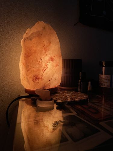 Customer photo review of Original Himalayan Salt Lamp (Medium)