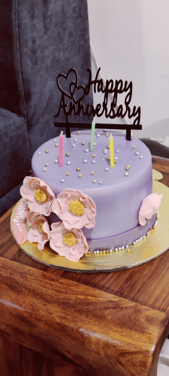 Customer photo review of Floral Purple Cake