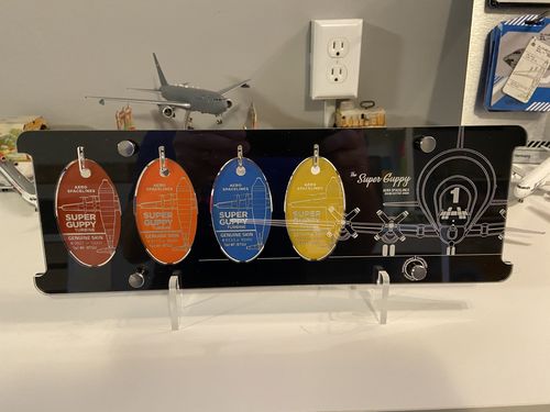 Customer photo review of ©TAGDISPLAYsystem - #TDS_solidGuppy - Frame for Planetags® "Super Guppy" Solid colors