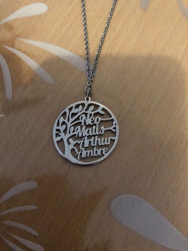 Customer photo review of Mon meilleur cadeau ©  : Collier Arbre de Vie Unisex Personnalisé