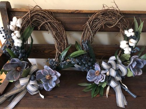 Customer photo review of 16" Oval Grapevine Wreath