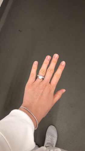 Customer photo review of Shine Armband