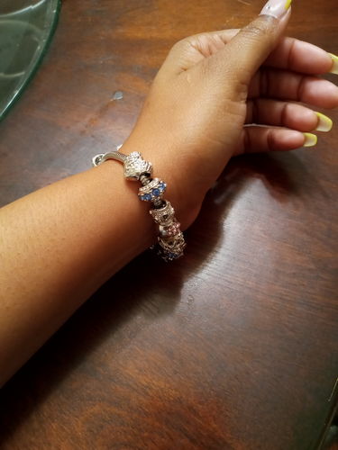 Customer photo review of Sisters Infinite Love Bracelets