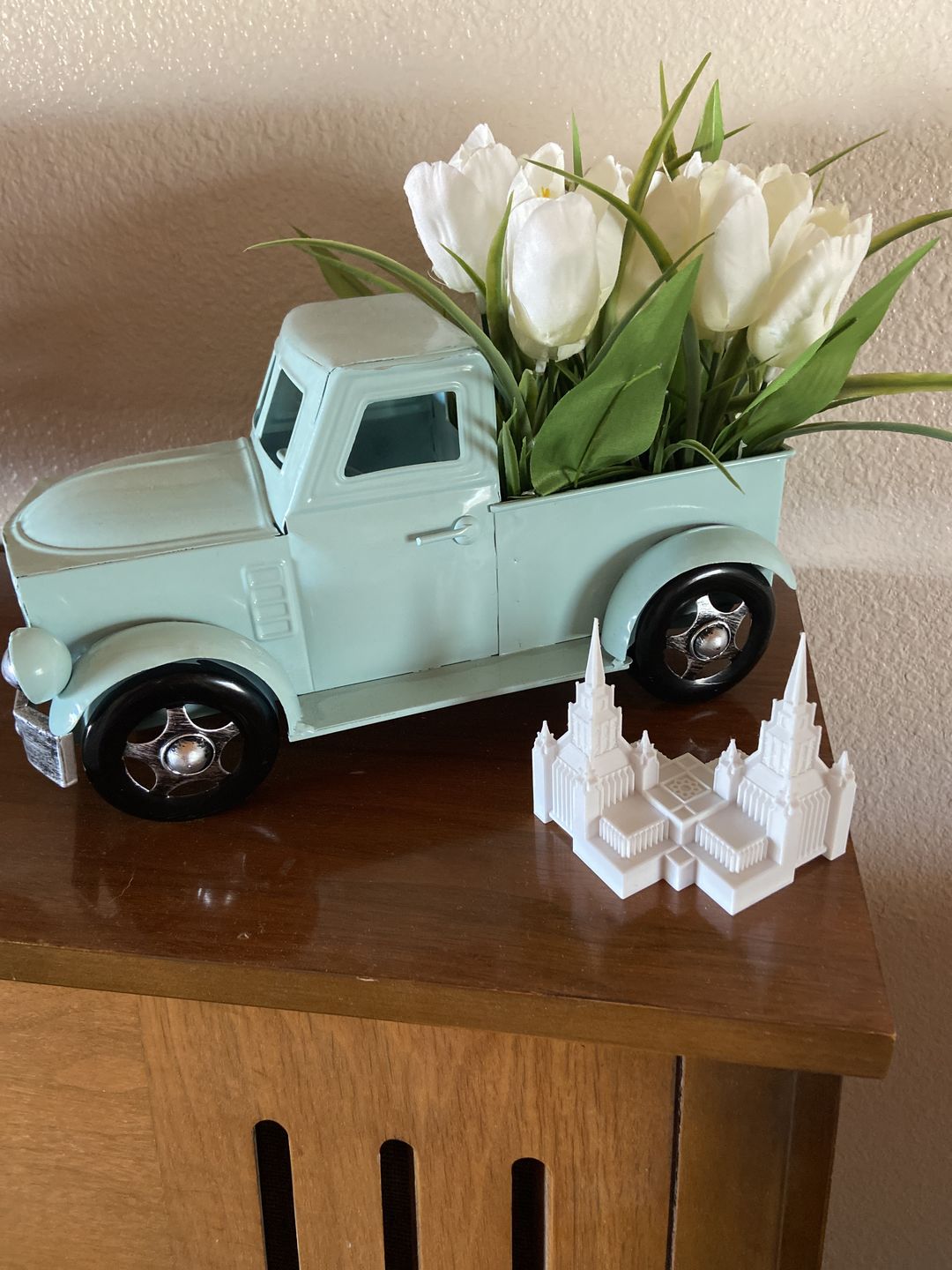 Customer photo review of San Diego California Temple Replica Statue