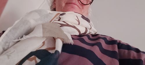 Customer photo review of Women Retro Sunscreen Simple Scarf