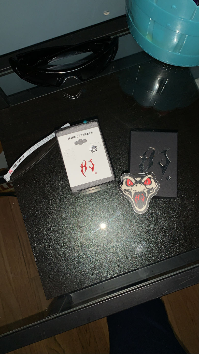 Customer photo review of ANARCHY EARRING
