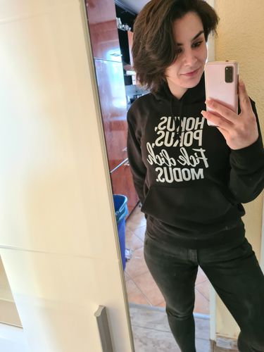 Customer photo review of HOKUS POKUS F!CK DICH MODUS (XS - 4XL)  - Unisex Organic Hoodie