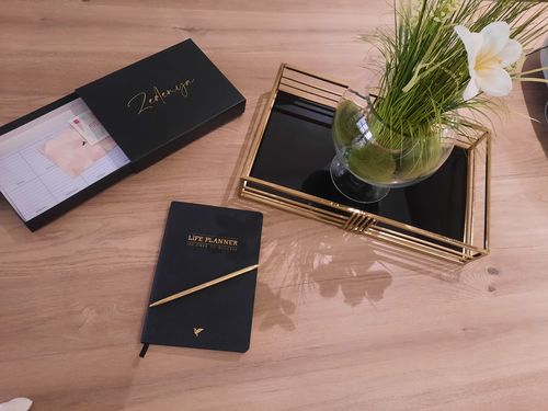 Customer photo review of Life Planner Box Premium