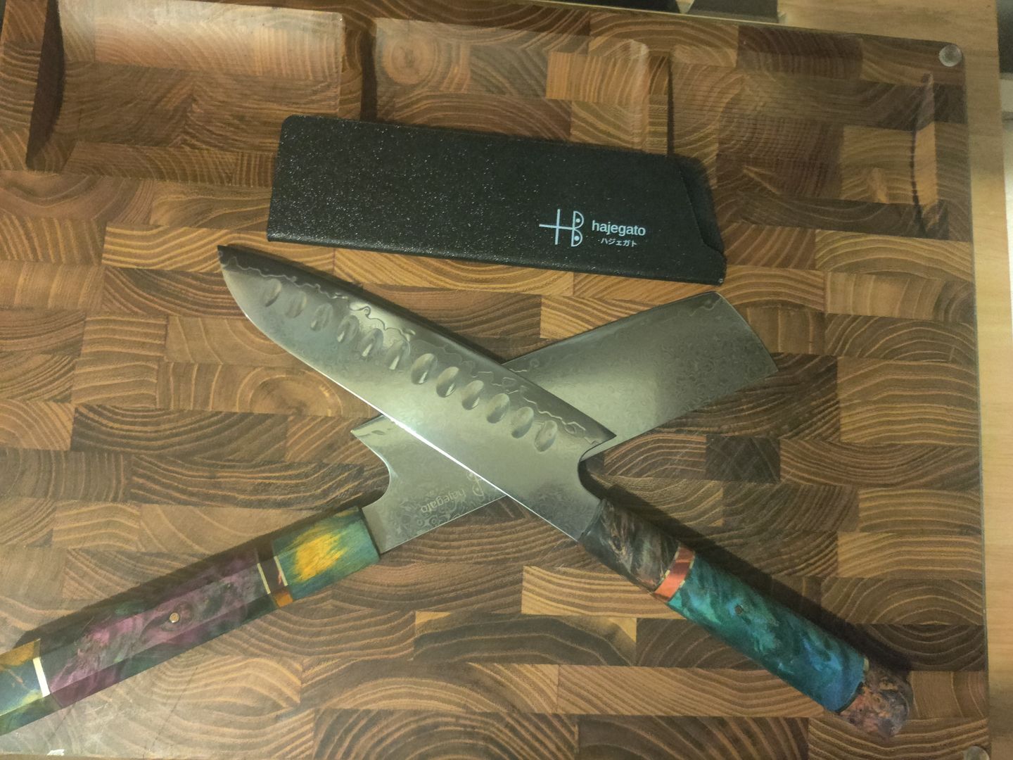 Customer photo review of Unique Damascus 7 inch Japanese Santoku Chefs Knife