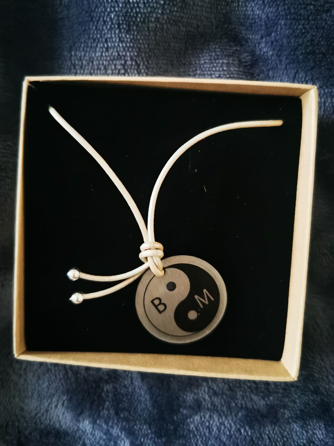 Customer photo review of personalisierbare Halskette "Yin und Yang"