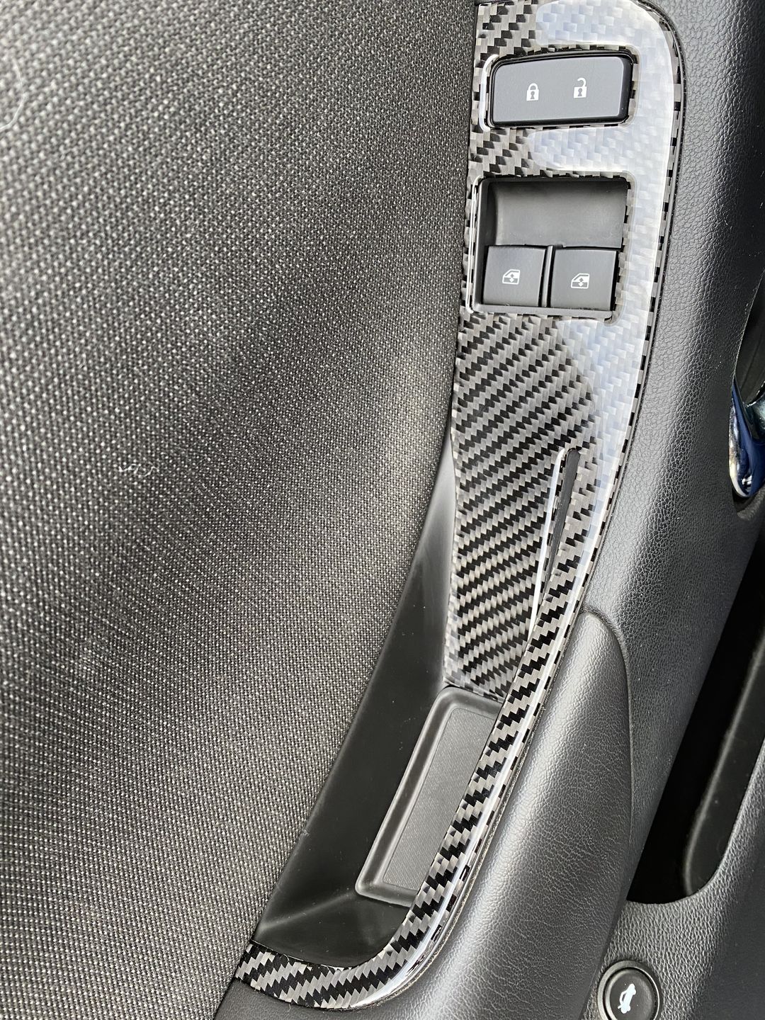 Customer photo review of [Set] Carbon Fiber Door Window Switch Panel Overlay for Chevrolet Camaro 2010-2015