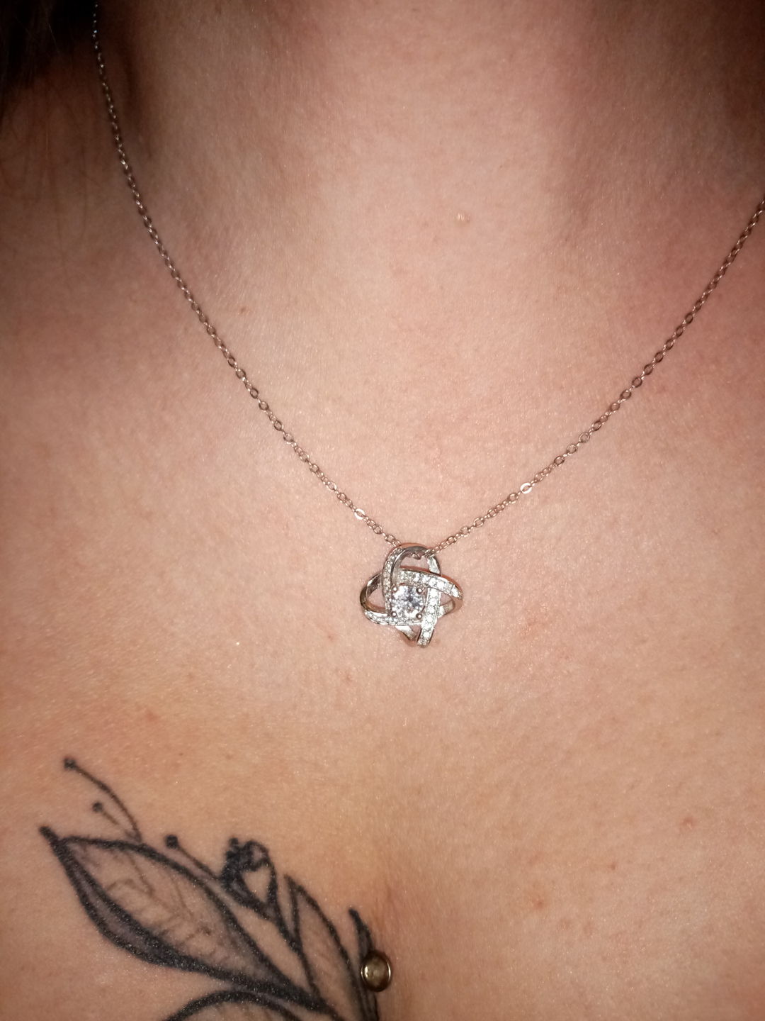 Customer photo review of "To my Soulmate" - Silver Love knot necklace