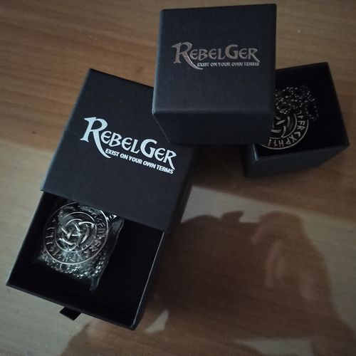 Customer photo review of CELTIC KNOT NECKLACE