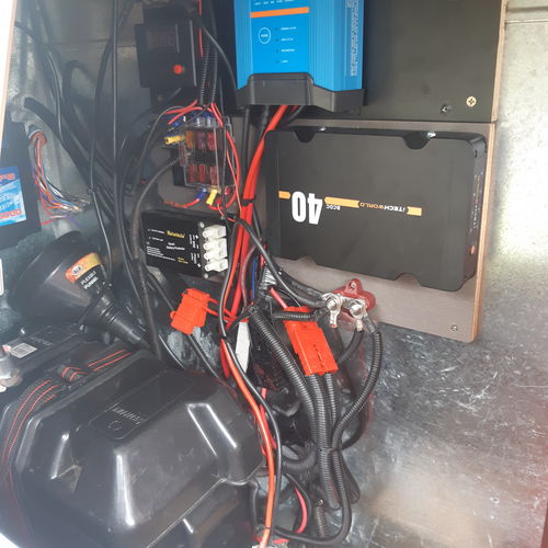 Customer photo review of iTECH120X 12V 120Ah Lithium Ion Battery LiFePO4 Deep Cycle Camping RV Solar