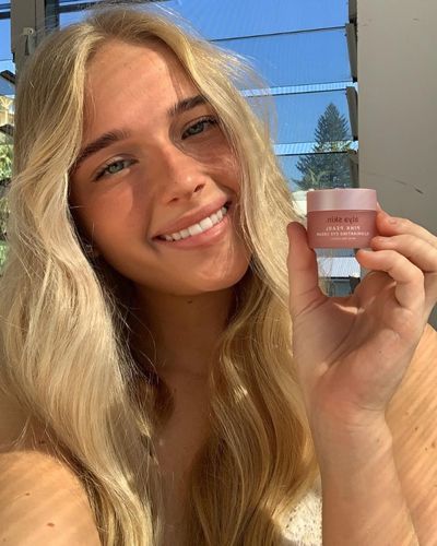 Customer photo review of Pink Pearl Illuminating Eye Cream