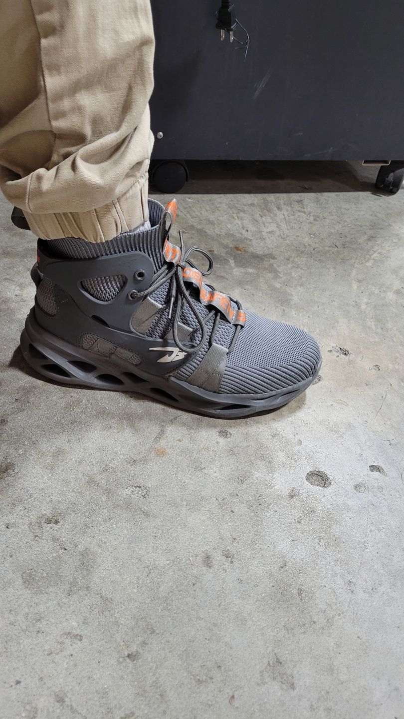 Customer photo review of Maven Lightweight Puncture Resistant Steel Toe Safety Boots